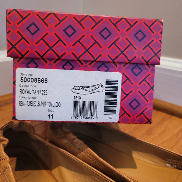 Authentic Tory Burch Reva Tumbled Leather Tan Flats Size 11 - Picture 7 of 10